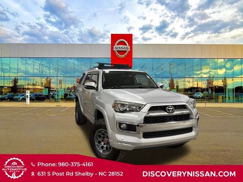 Used 2015 Toyota 4Runner Limited image 1