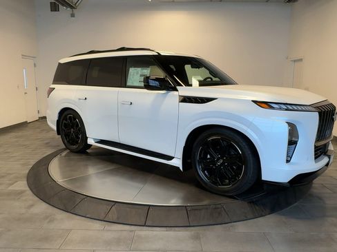 New 2026 INFINITI QX80 4WD image 2