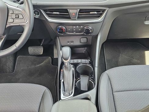 Used 2024 Buick Encore GX Preferred AWD/4WD image 19
