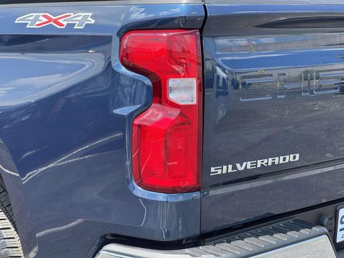 Used 2019 Chevrolet Silverado 1500 LTZ w/ LTZ Plus Package AWD/4WD image 30