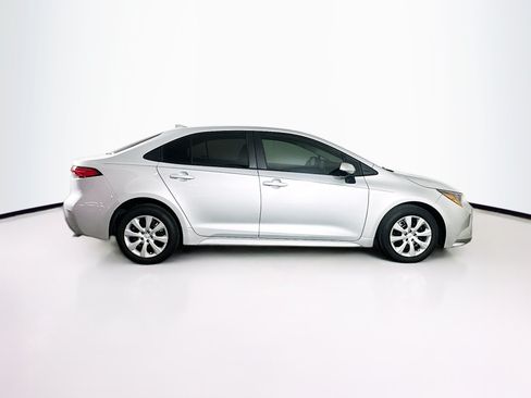 Used 2025 Toyota Corolla LE FWD image 10