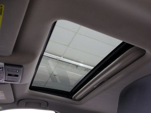 Used 2024 Nissan Altima 2.5 SL image 21