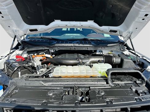 Used 2023 Ford F150 Lariat w/ Equipment Group 502A High image 31