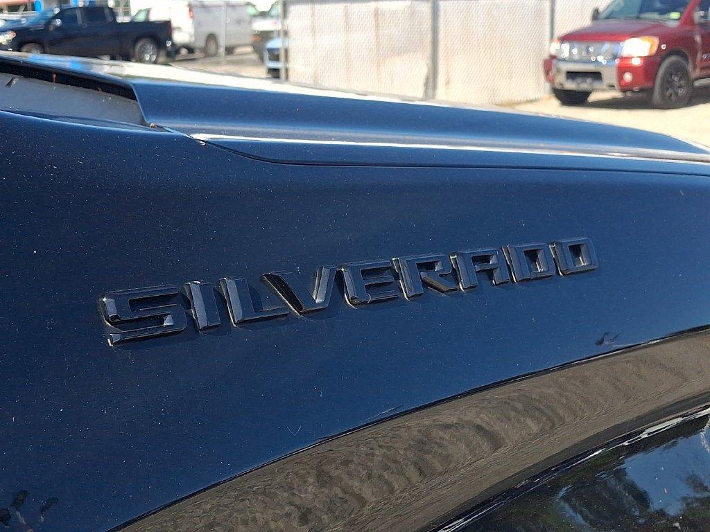 Certified 2023 Chevrolet Silverado 1500 Custom w/ LPO, Dark Essentials Package AWD/4WD image 10