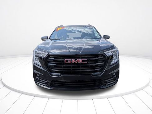 Used 2022 GMC Terrain SLT w/ Infotainment Package II FWD image 9