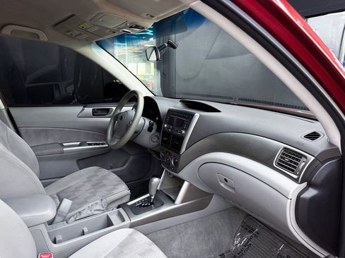 Used 2010 Subaru Forester 2.5X image 25