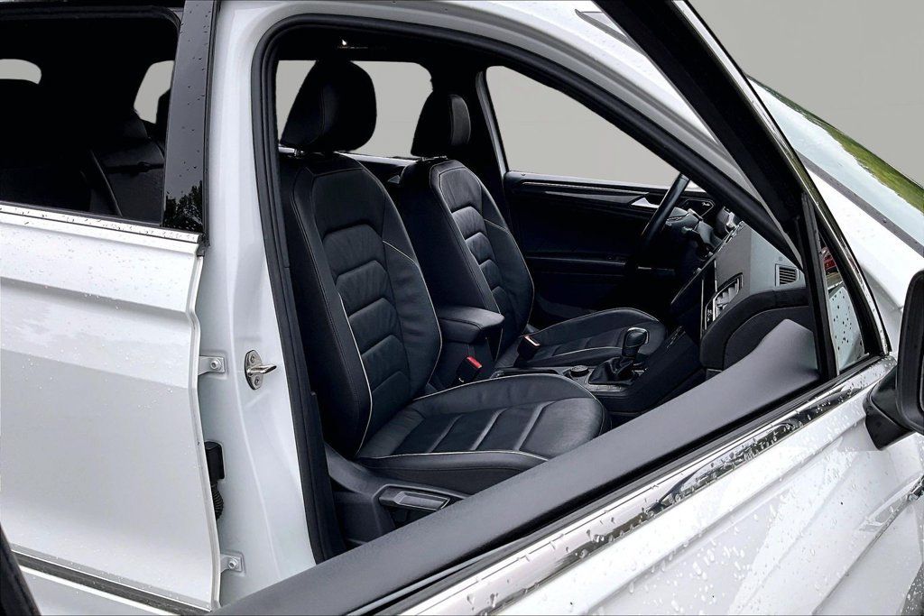 Used 2020 Volkswagen Tiguan SEL Premium R-Line AWD/4WD image 20