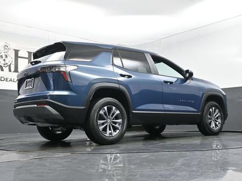 New 2026 Chevrolet Equinox LT w/ Safety and Technology Package FWD image 11