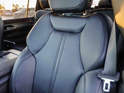 New 2026 Jeep Grand Wagoneer Limited image 31