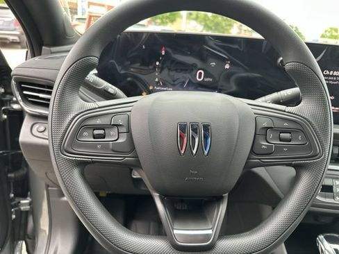 Used 2026 Buick Envista Sport Touring w/ Advanced Safety Package FWD image 13