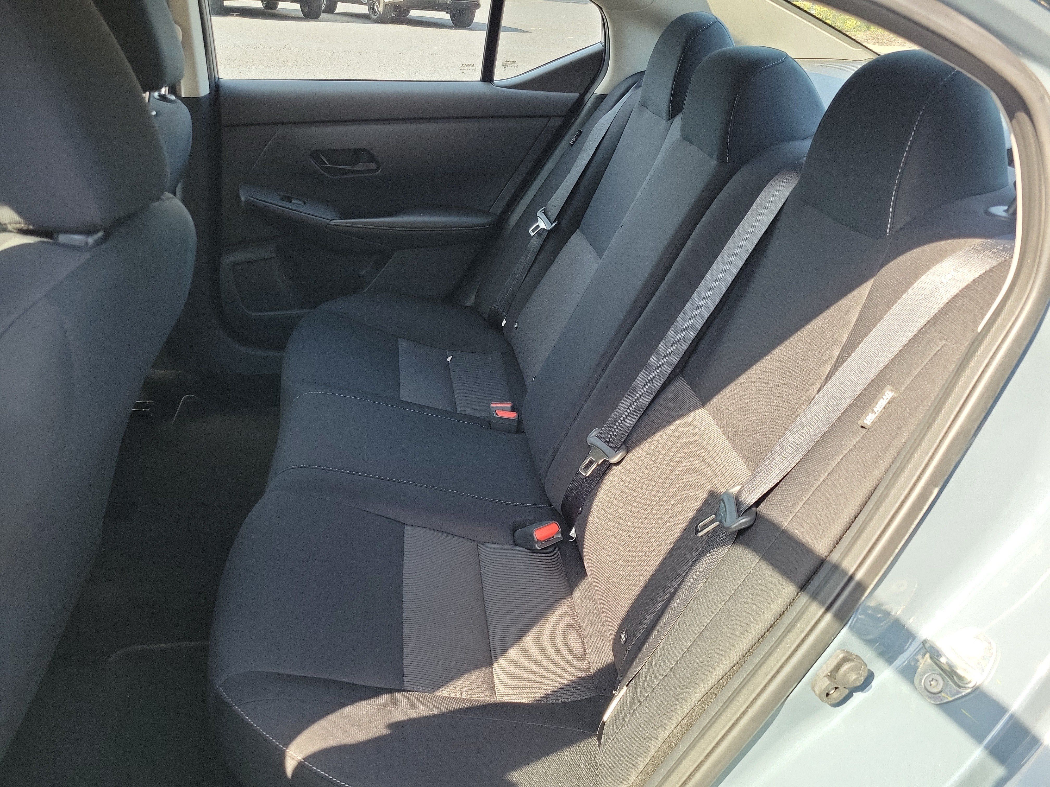Used 2025 Nissan Sentra SV FWD image 27