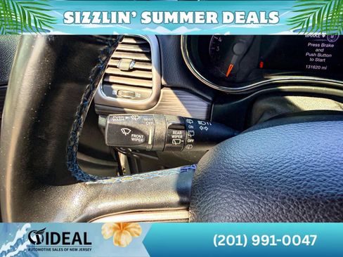 Used 2019 Jeep Grand Cherokee Laredo AWD/4WD image 33