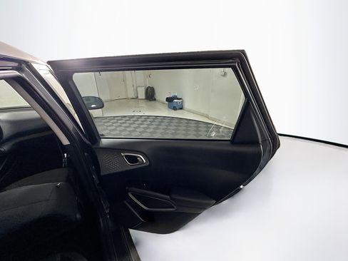 Used 2025 Kia Soul LX w/ LX Technology Package image 28