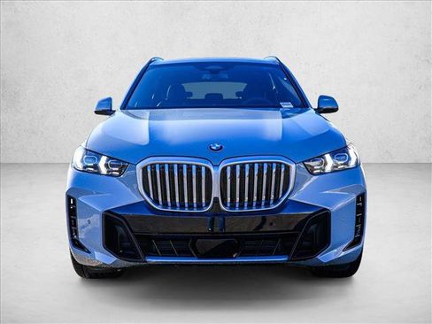 New 2026 BMW X5 xDrive40i w/ M Sport Package image 2
