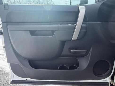 Used 2013 Chevrolet Silverado 3500 LT w/ Convenience Package image 10