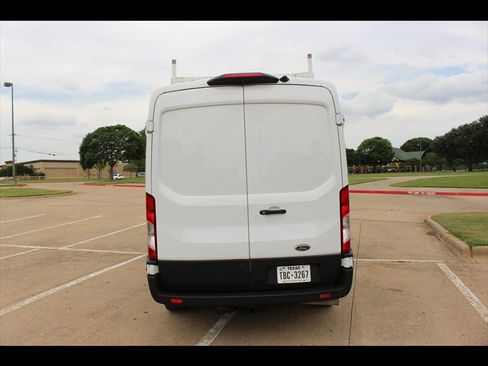Used 2023 Ford Transit 250 Medium Roof RWD image 4