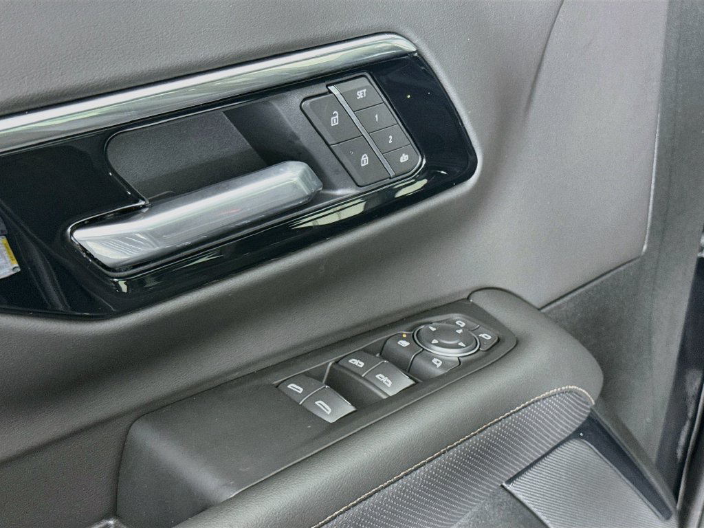 New 2027 Chevrolet Tahoe High Country AWD/4WD image 21