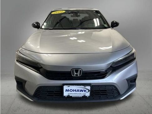 Used 2022 Honda Civic Sport image 9