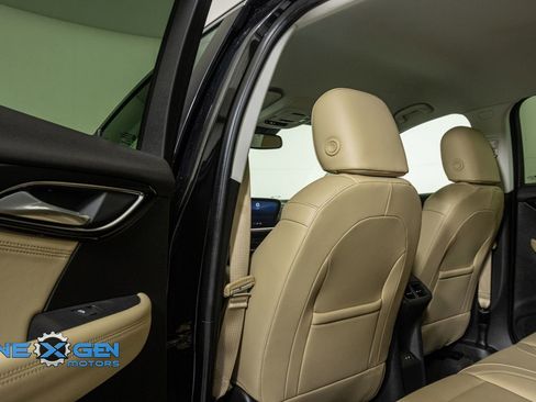 Used 2025 Buick Envision Preferred image 24