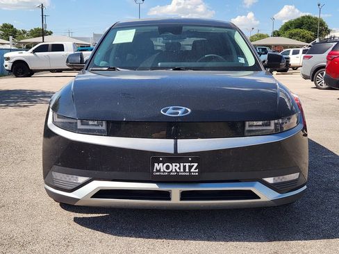 Used 2023 Hyundai Ioniq 5 SE RWD image 2