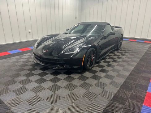 Used 2016 Chevrolet Corvette Stingray Convertible image 18