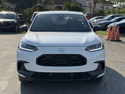 Used 2024 Honda HR-V Sport image 3