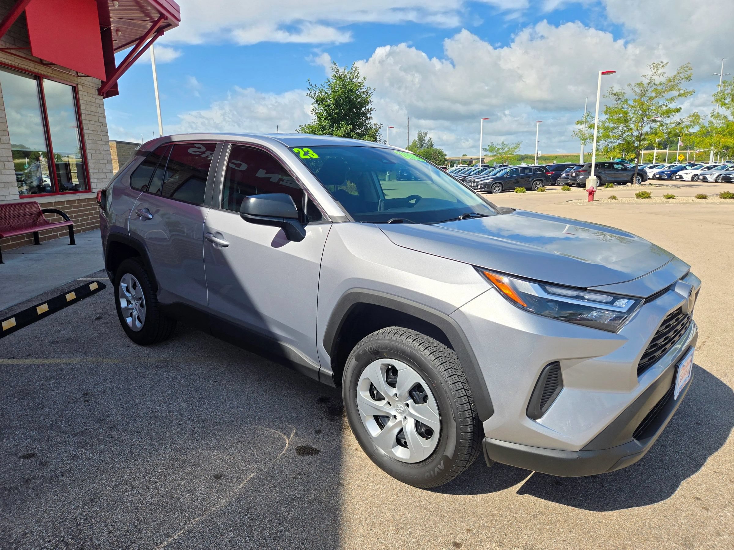 Used 2023 Toyota RAV4 LE FWD image 3