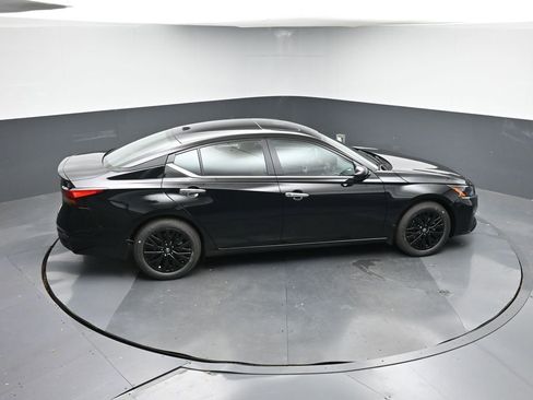 New 2025 Nissan Altima 2.5 SV w/ SV Special Edition Package image 49