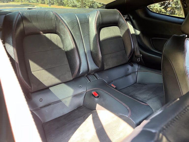 Used 2019 Ford Mustang GT Premium w/ Equipment Group 401A RWD image 38