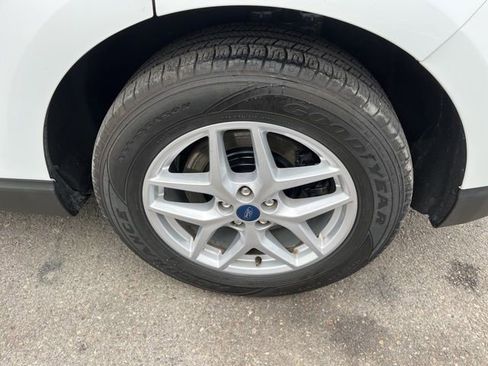 Used 2021 Ford Edge SEL w/ Cargo Accessory Package image 17