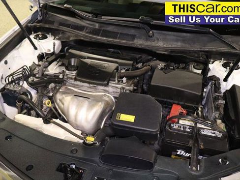 Used 2014 Toyota Camry LE image 20