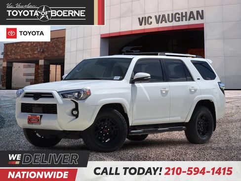 Used 2023 Toyota 4Runner SR5 Premium w/ Moonroof Package RWD image 1