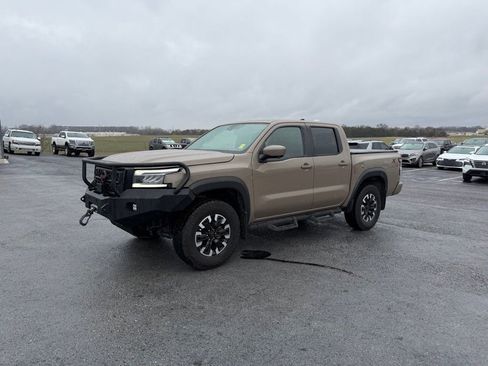 Used 2022 Nissan Frontier Pro-X image 8