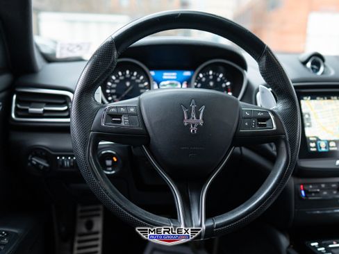 Used 2019 Maserati Ghibli S GranSport image 22