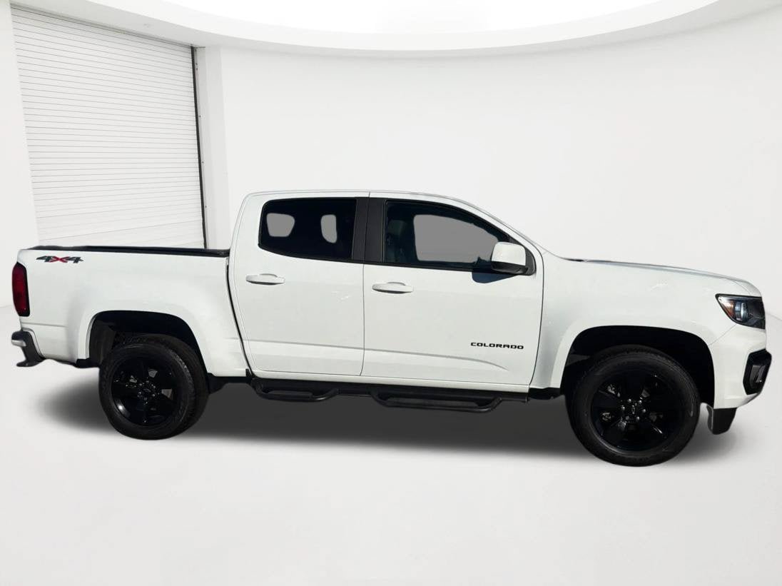 Used 2022 Chevrolet Colorado LT w/ Luxury Package AWD/4WD image 4