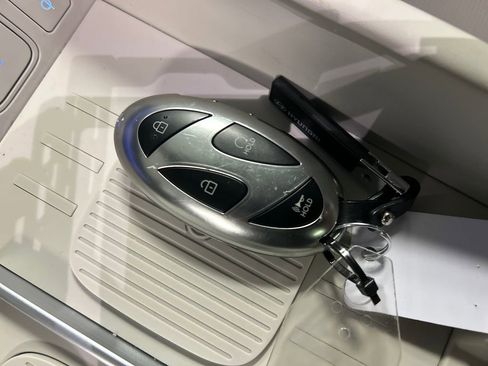 Used 2024 Hyundai Santa Fe Calligraphy image 20