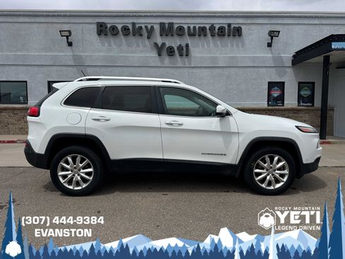Used 2015 Jeep Cherokee Limited w/ Luxury Group AWD/4WD image 2