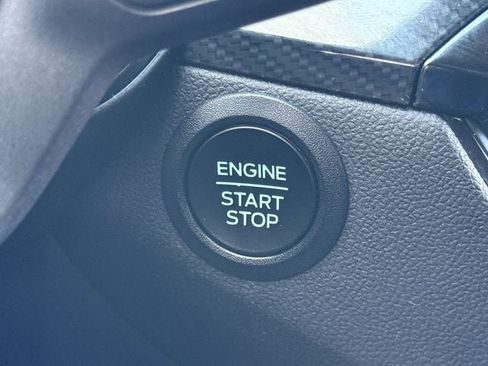 Used 2024 Ford Escape ST-Line image 22