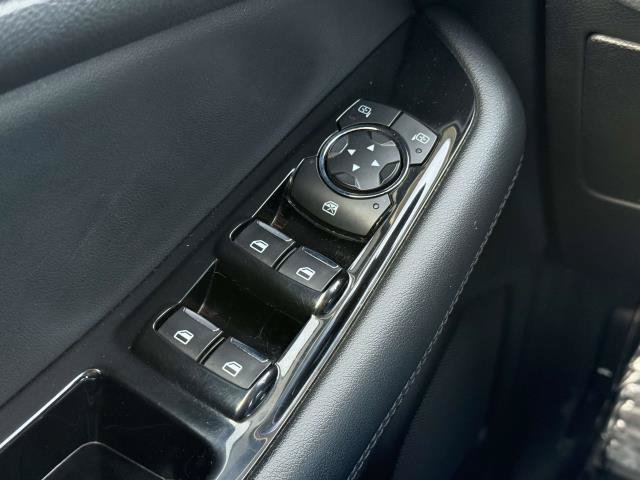 Used 2019 Ford Edge SEL w/ Equipment Group 201A AWD/4WD image 17