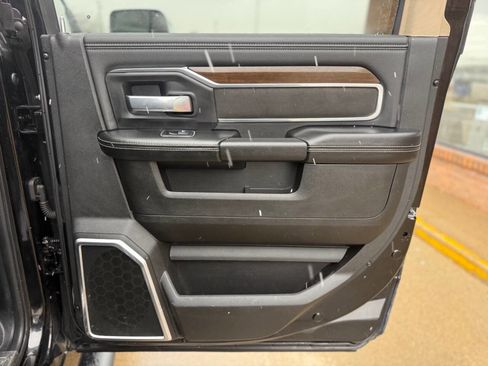 Used 2022 RAM 2500 Laramie image 25