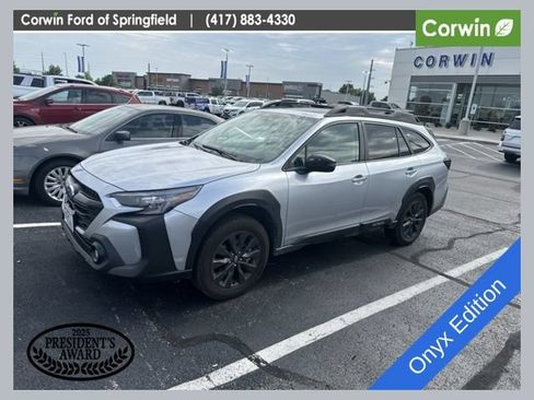 Used 2025 Subaru Outback Onyx Edition AWD/4WD image 1