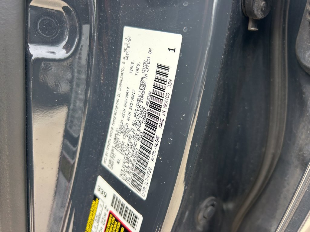 Certified 2024 Toyota Tacoma SR5 AWD/4WD image 10
