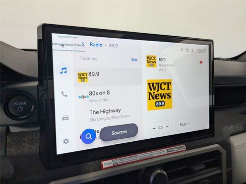 New 2025 Toyota Tacoma Limited image 17