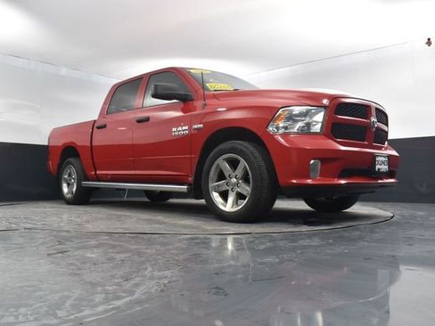 Used 2018 RAM 1500 Express w/ Express Value Package image 42