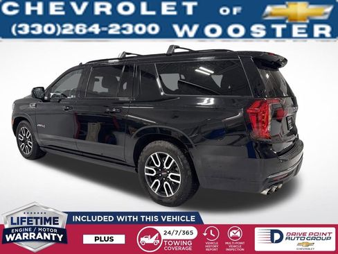 Used 2022 GMC Yukon XL AT4 w/ AT4 Premium Plus Package image 3