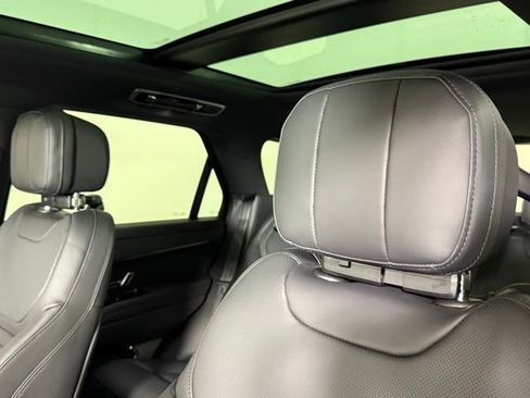 New 2026 Land Rover Range Rover Sport SE AWD/4WD image 15