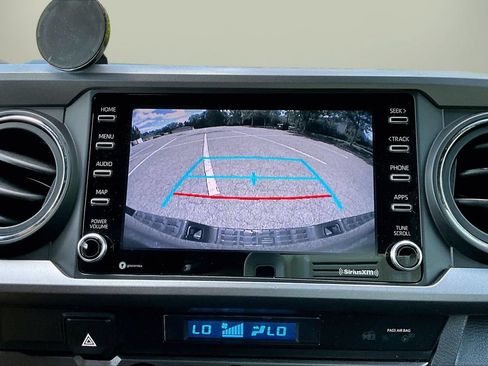 Used 2021 Toyota Tacoma TRD Sport w/ Technology Package RWD image 13