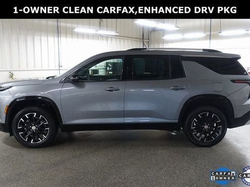 Used 2024 Chevrolet Traverse RS image 4