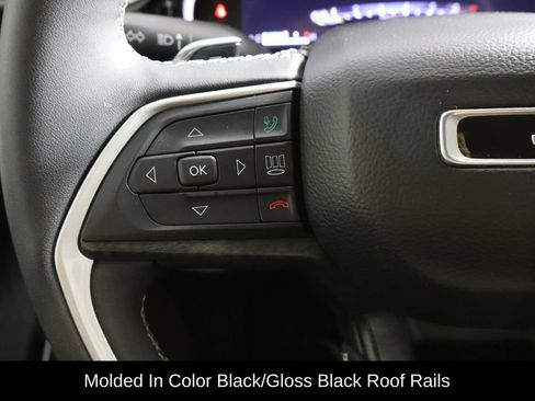Used 2023 Jeep Grand Cherokee Limited w/ Black Appearance Package RWD image 8