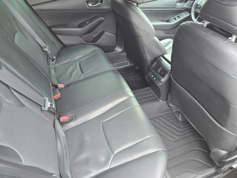 Certified 2025 Honda Accord Sport image 19